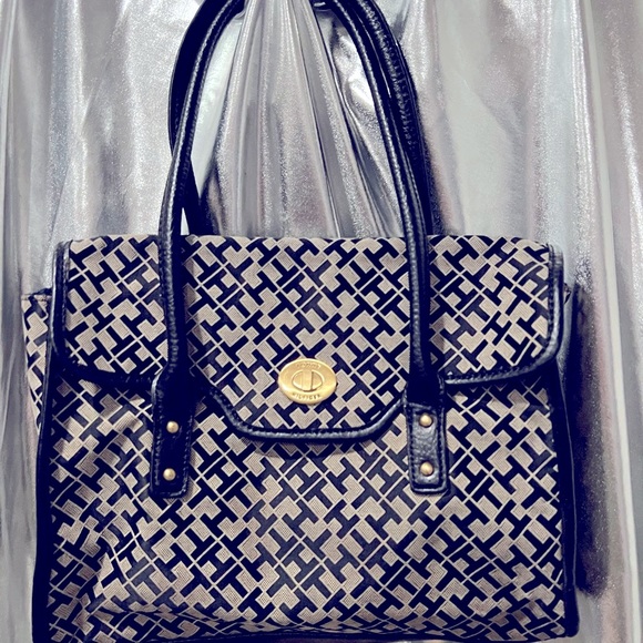 VTG. TOMMY HILFIGER - Picture 2 of 11